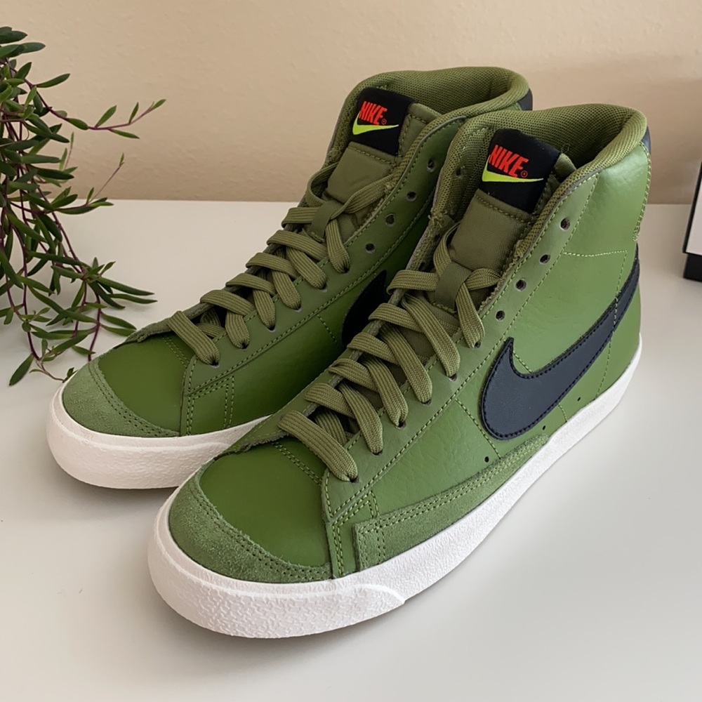 New Nike blazer mid asparagus green sneakers - Picture 3 of 8